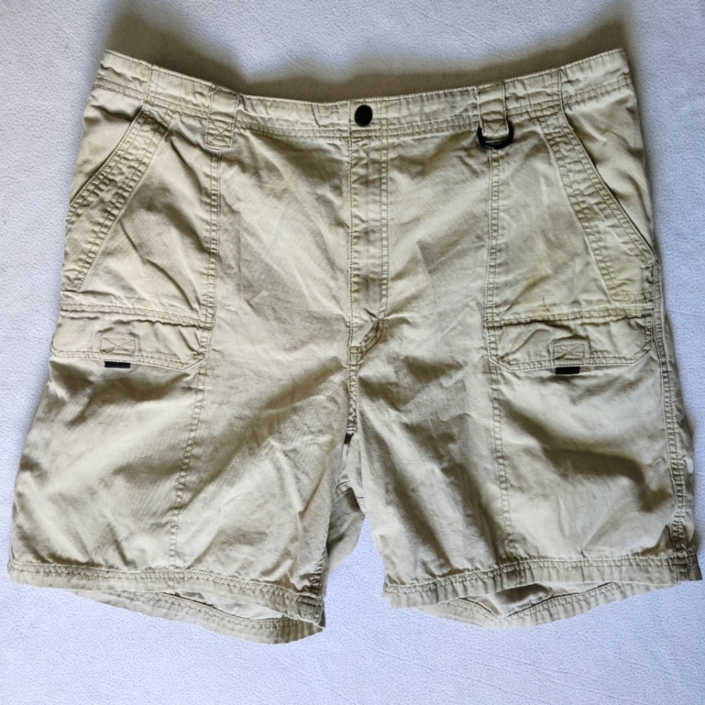Wranglers Men's Tan Cargo Shorts,size 42